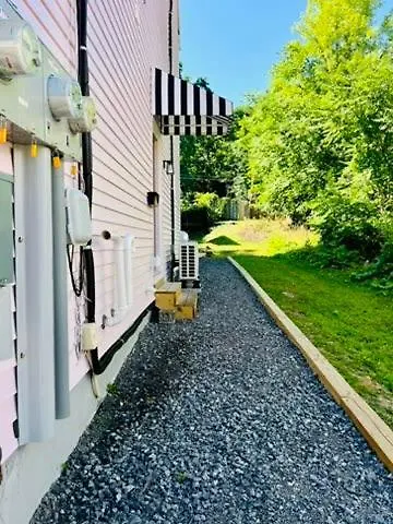 Mins To Stadiums & Steps To Northside And Agh Holiday home *